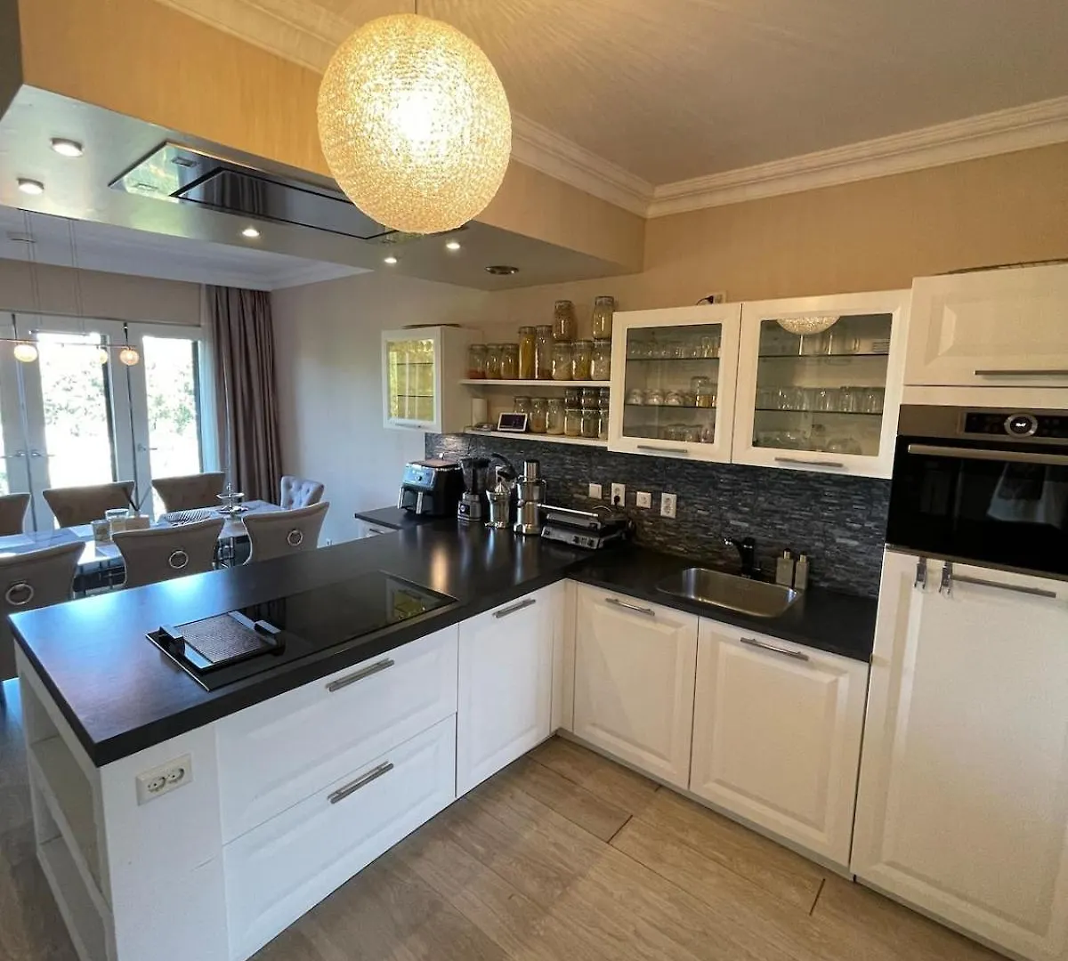 Beautiful Luxury Apartment With Skyline Rotterdam