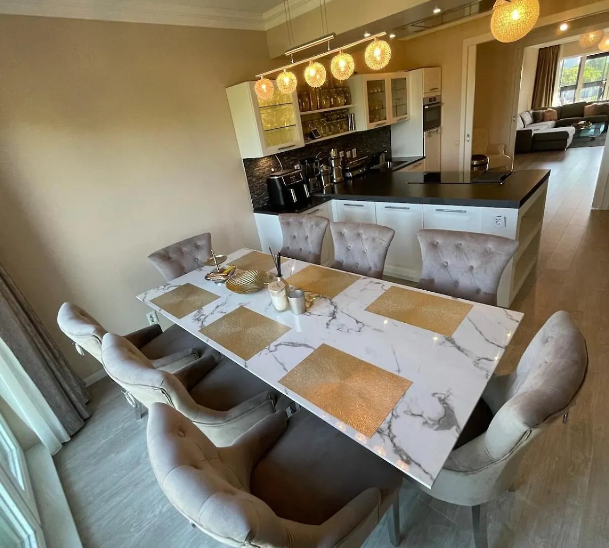 Beautiful Luxury Apartment With Skyline Rotterdam