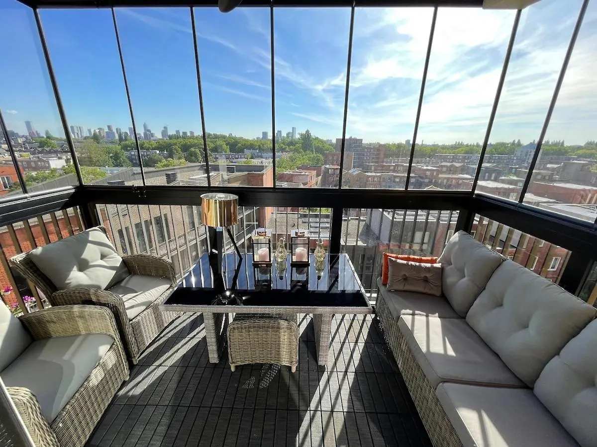 Beautiful Luxury Apartment With Skyline Rotterdam Netherlands