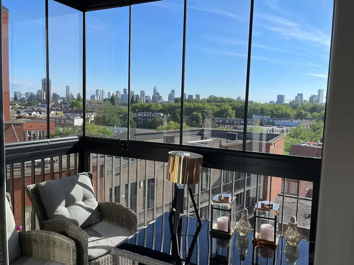 Beautiful Luxury Apartment With Skyline Rotterdam