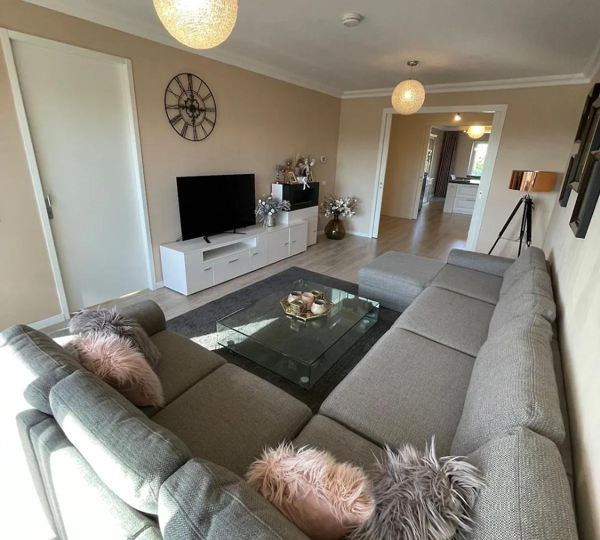 Beautiful Luxury Apartment With Skyline Rotterdam 0*,